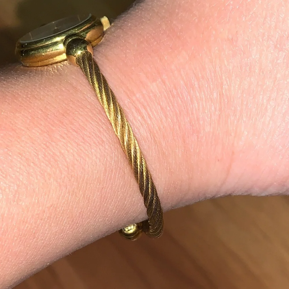 Vintage Gucci Wrap Around Watch
